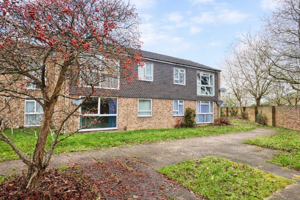 Main image of property: Jackdaws, Welwyn Garden City, AL7