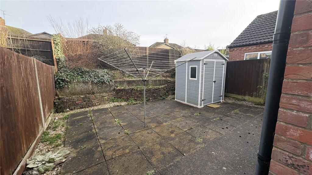 Olivia Close, Fakenham, Norfolk, NR21 photo 3