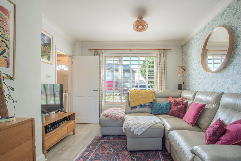 House in Swindon - View 4