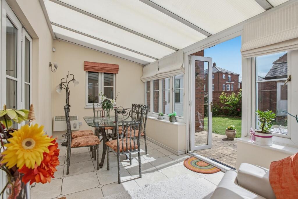 House in Stratford-on-Avon, Stratford-upon-Avon - View 4