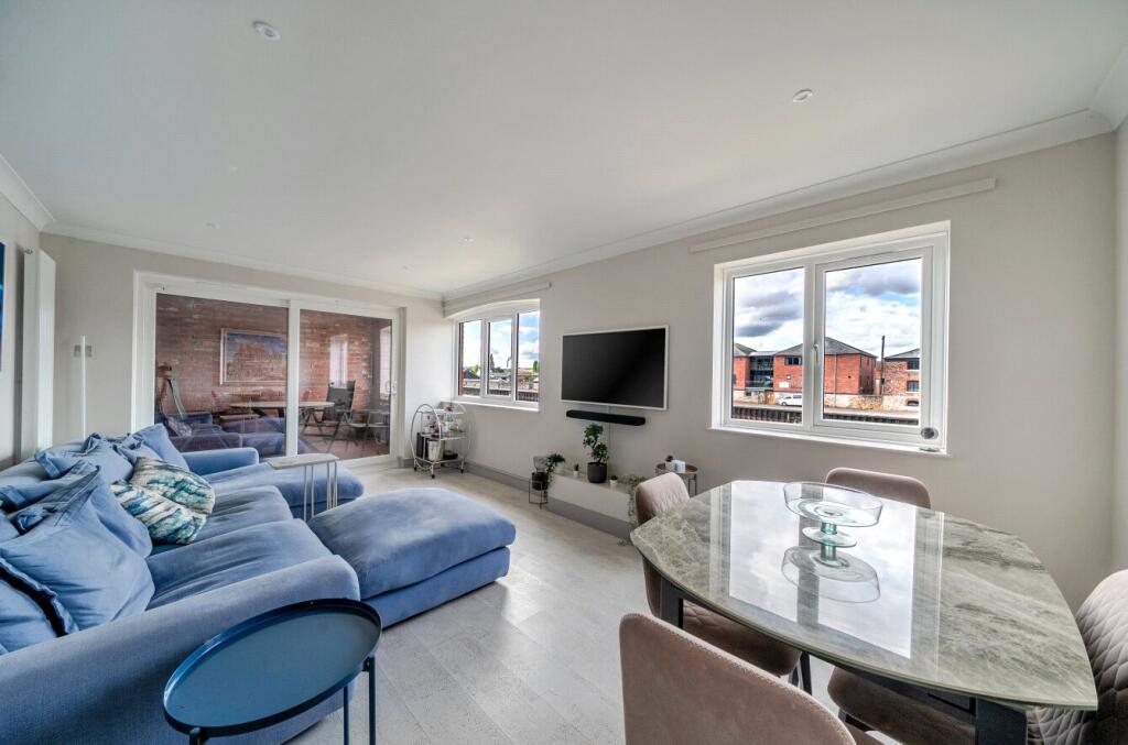 Apartment in Exeter - View 4