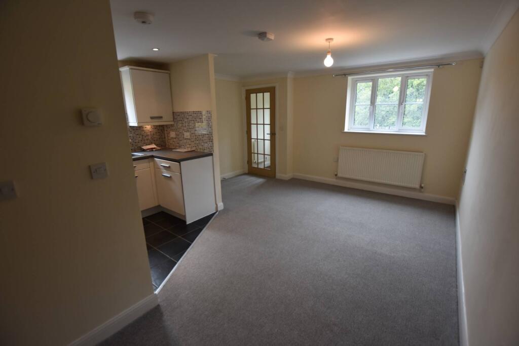 Apartment in Exeter - View 4