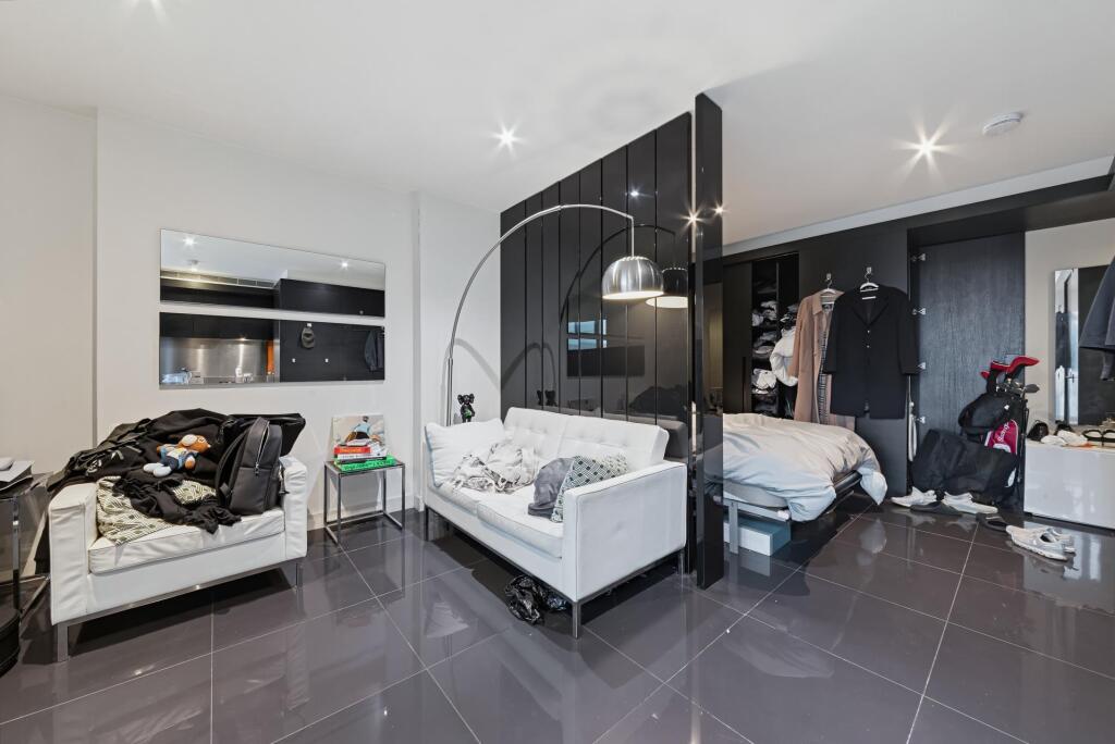 Main image of property: Pan Peninsula, West Tower, London, E14