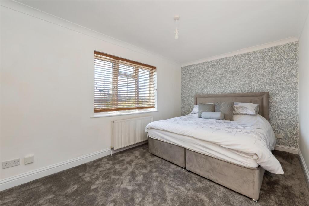 House in Portsmouth, Paulsgrove - View 5