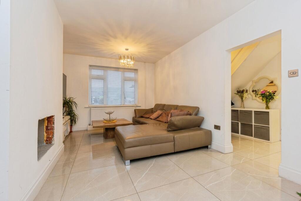 Thirlmere Avenue, Stretford, Lancashire, M32 photo 2