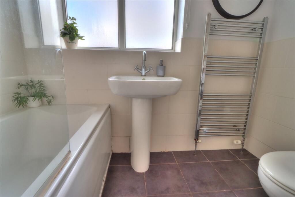 House in Newcastle upon Tyne, Lemington - More