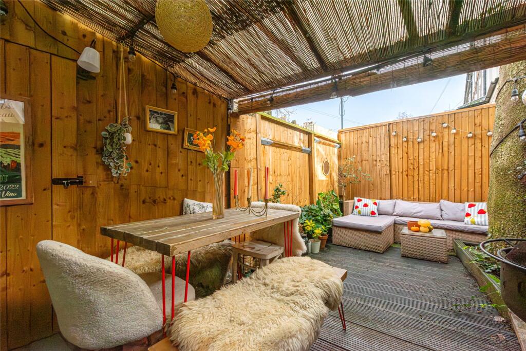 Main image of property: Hertslet Road, Islington, London, N7