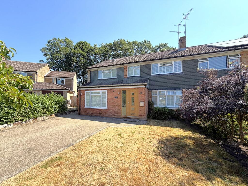 Main image of property: Cranleigh Mead, Cranleigh, GU6
