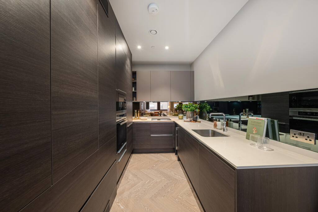 Apartment in London - View 3