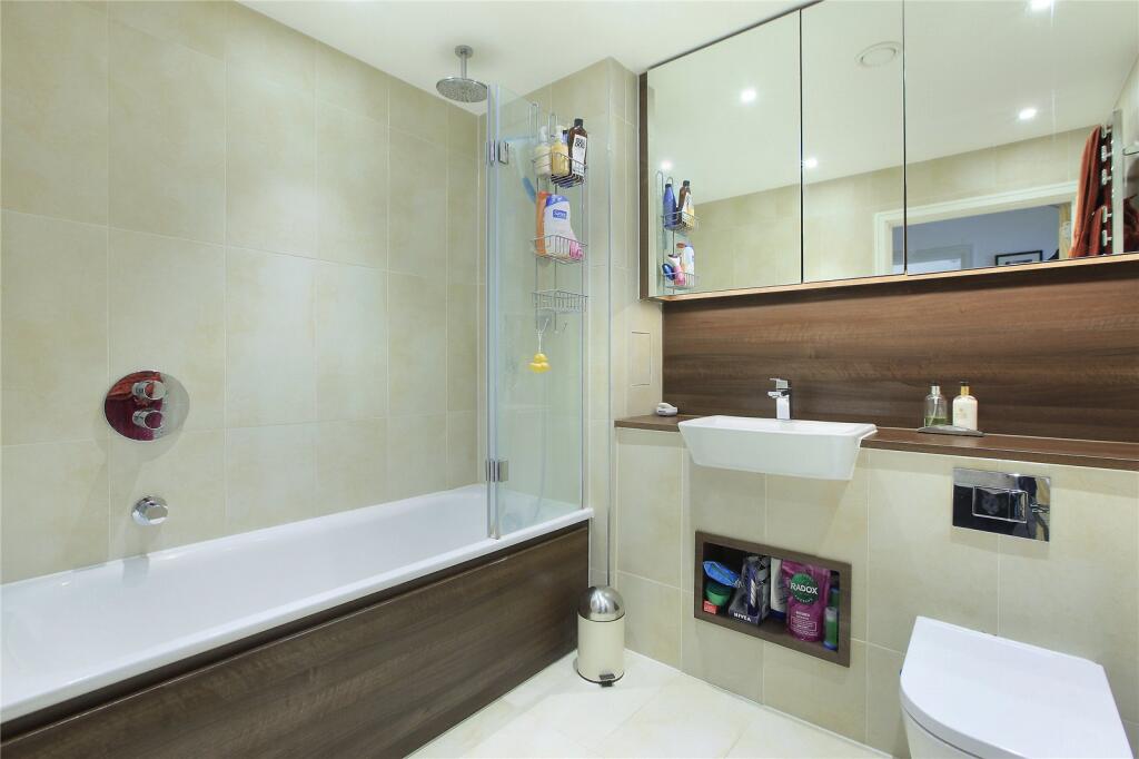 Apartment in London - View 5