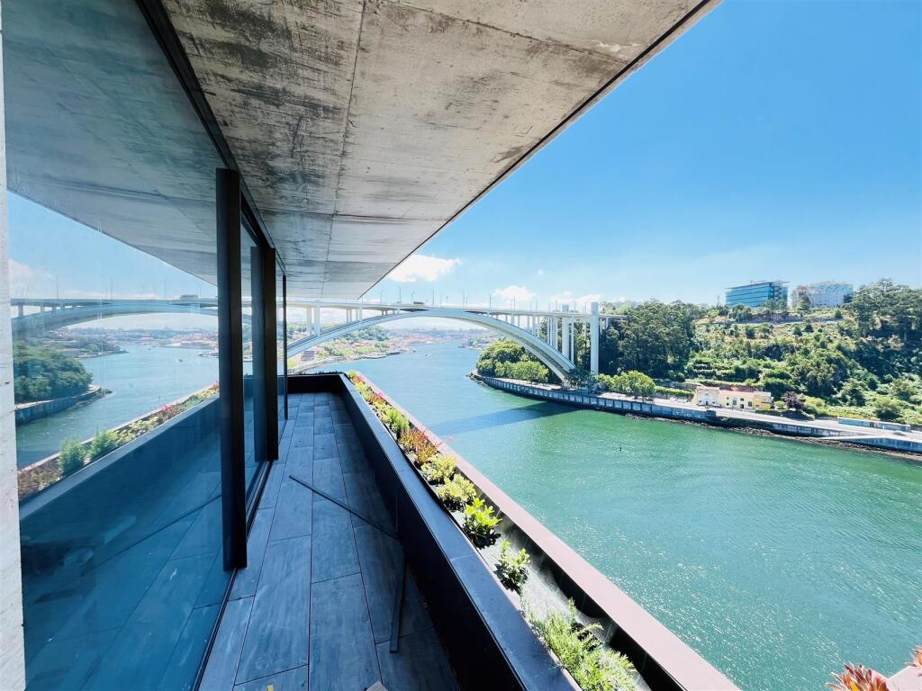 Main image of property: Oporto, Oporto