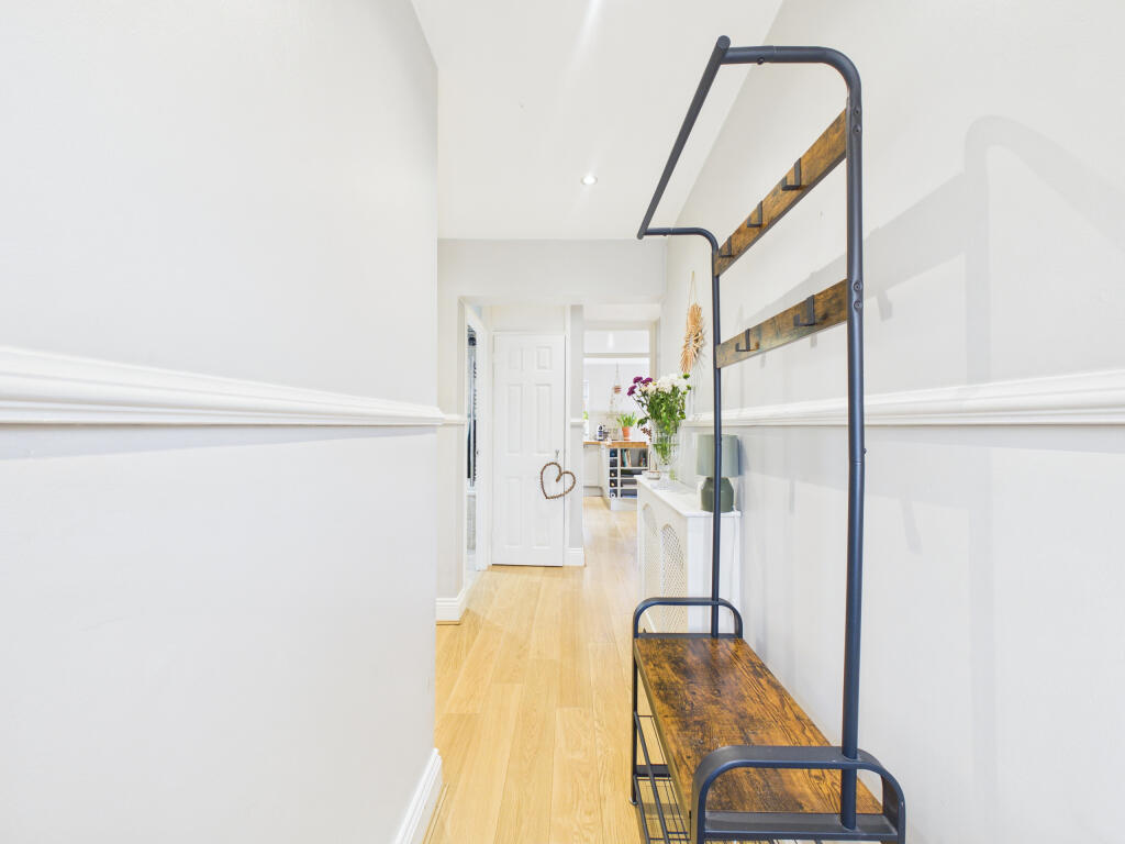 Apartment in Marlow, Buckinghamshire - View 2