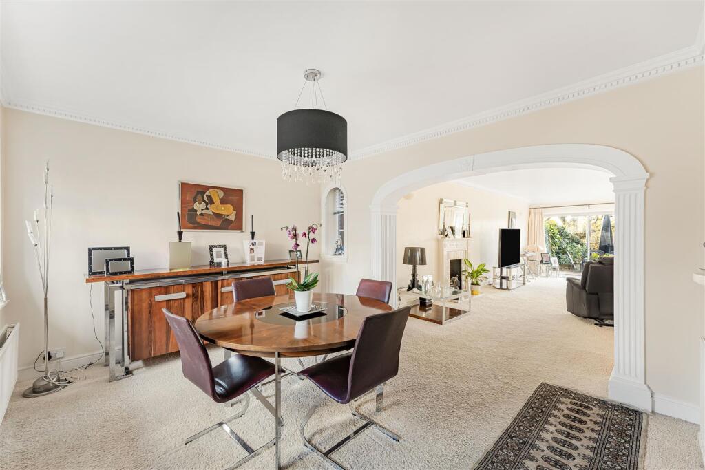 Great Oaks, Chigwell – pohled 5