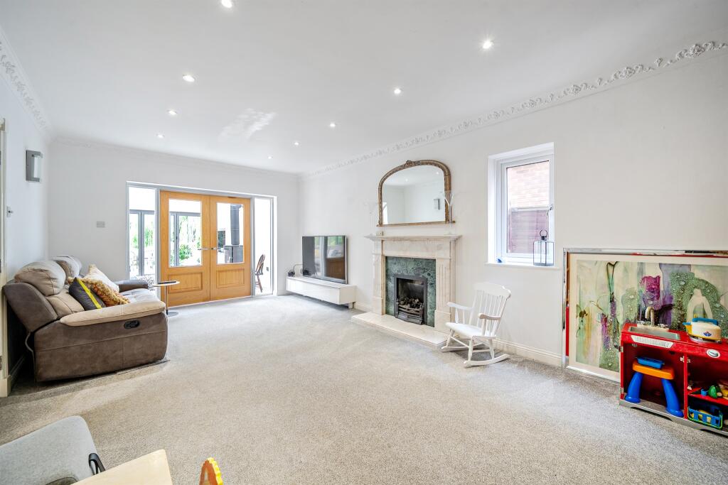 Additional image 12 of Mayflower Road, Park Street, St. Albans