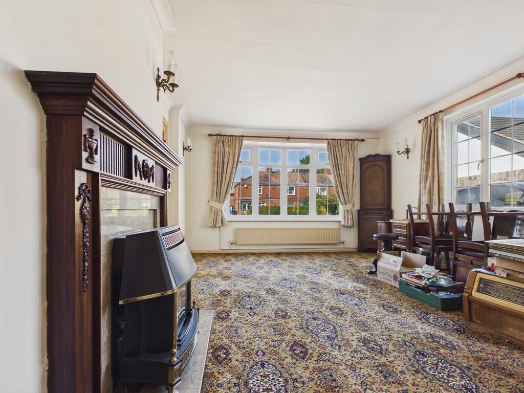 House in Lincoln - View 3
