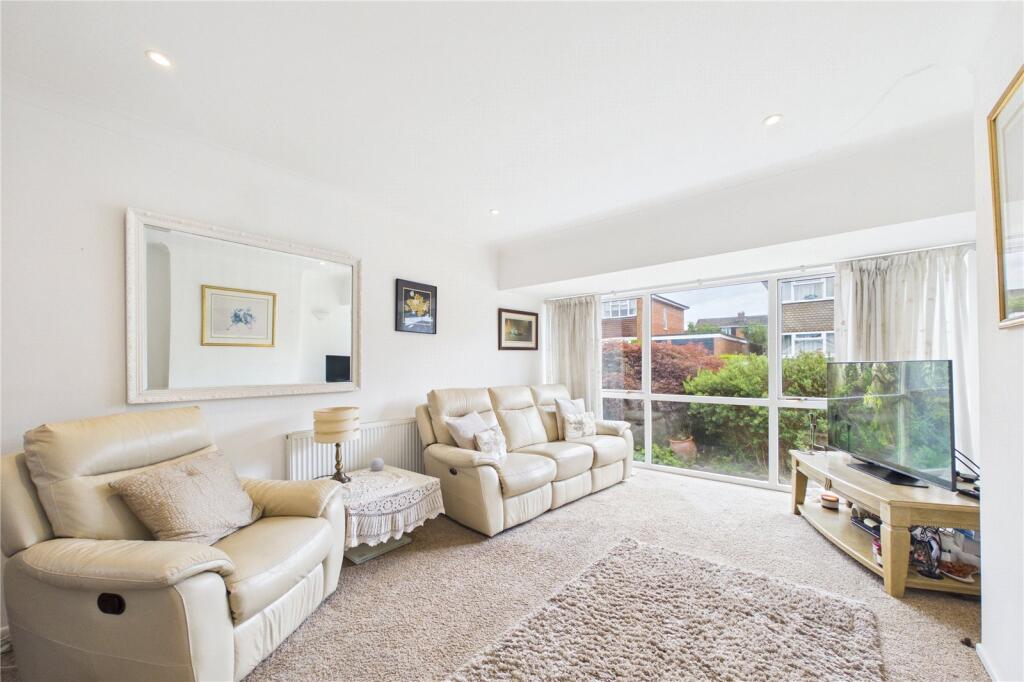 Severn Gardens, Oakley, Basingstoke, Hampshire, RG23 - View 2