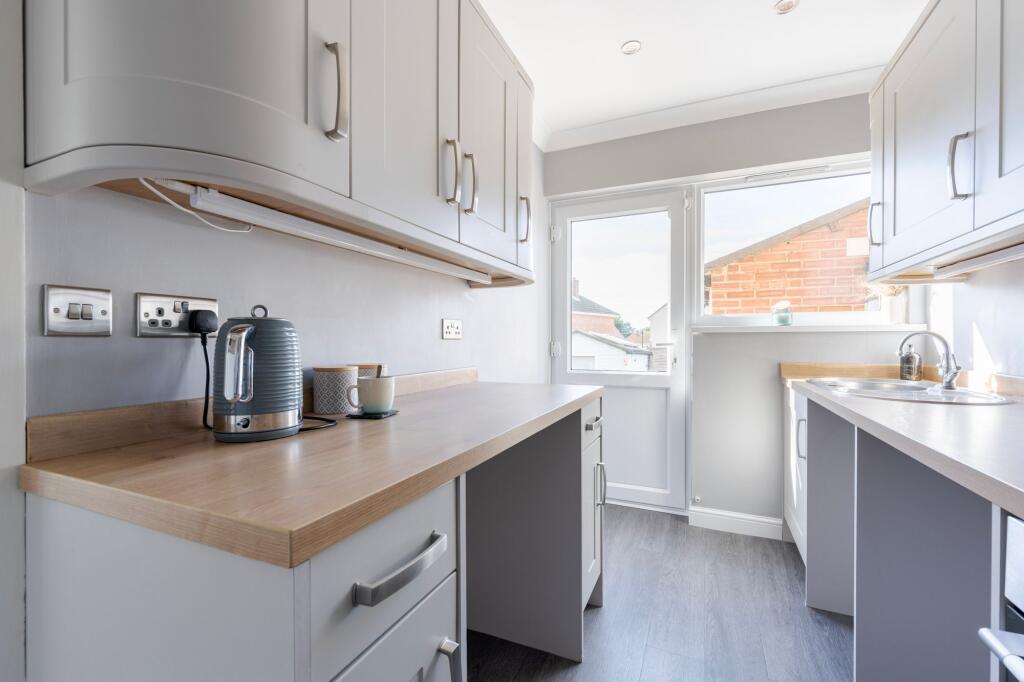House in East Suffolk, Lowestoft - More