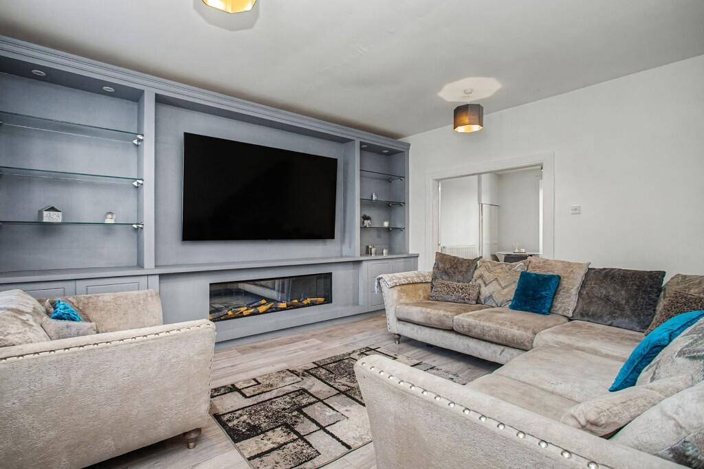 Kirkhill Road, Broxburn, West Lothian, EH52 photo 4