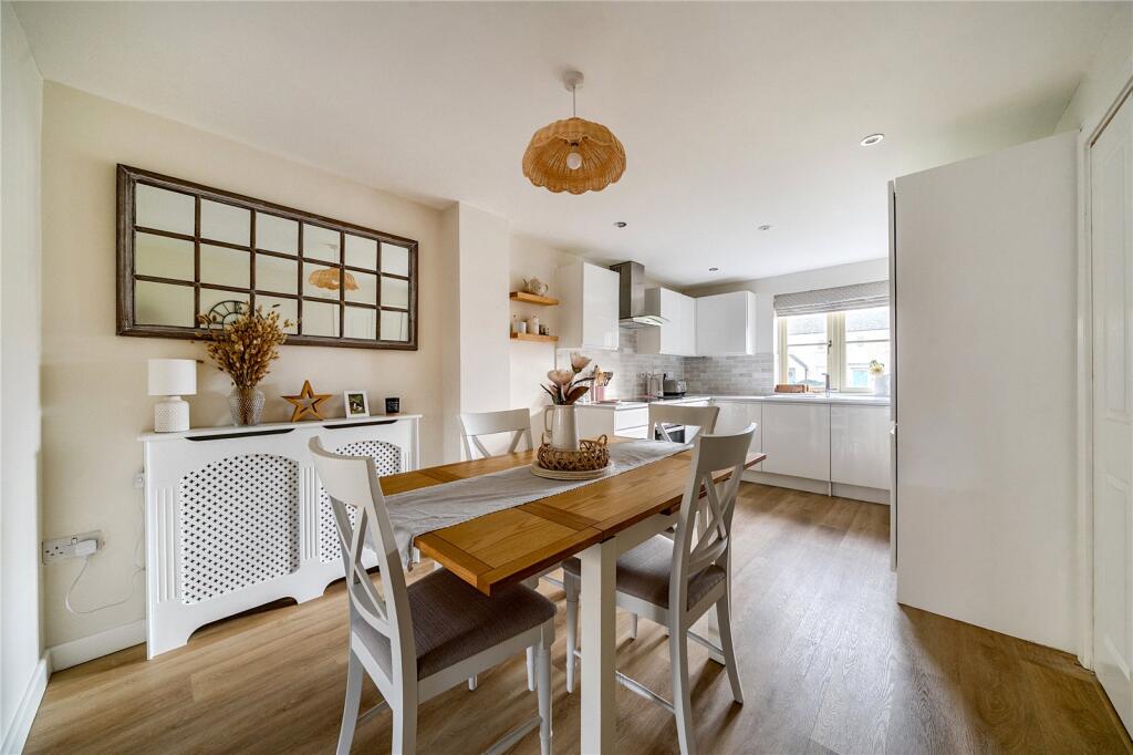 Havenhill Road, Tetbury, GL8 photo 2