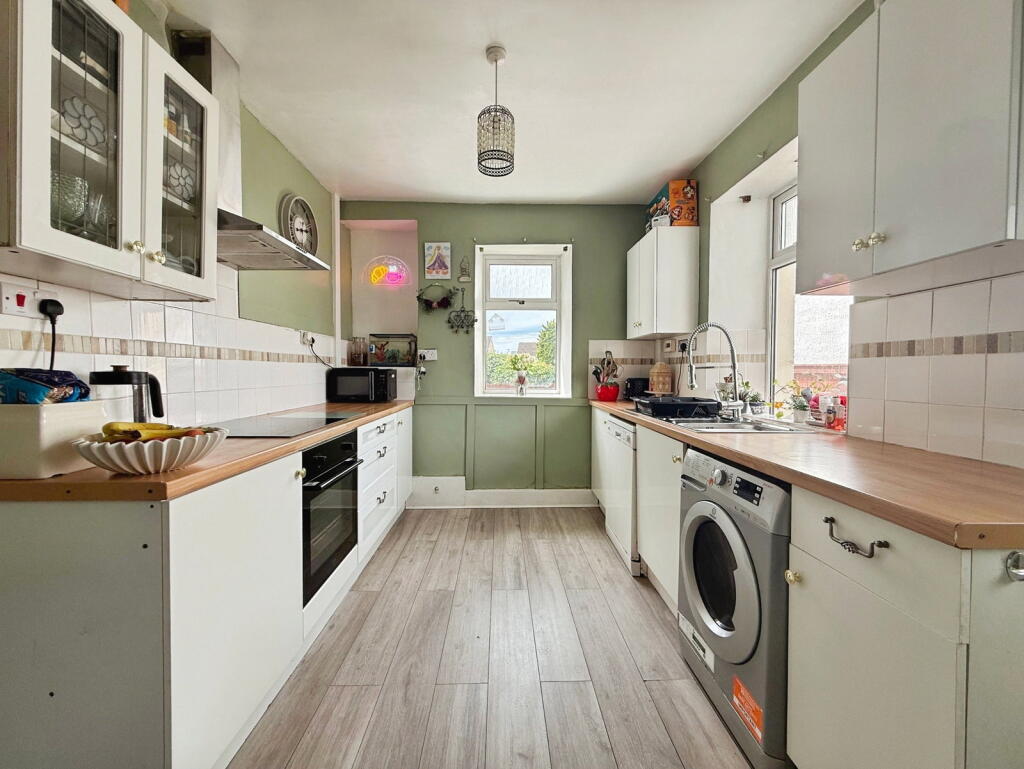 Bryn Road, Loughor, Swansea, SA4 6PR - View 4