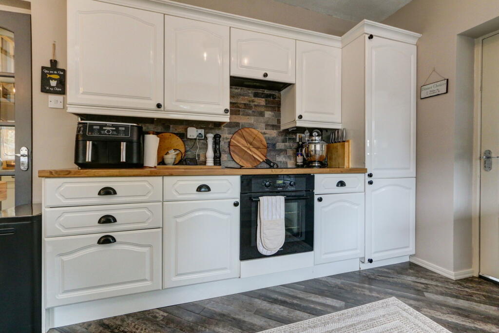 House in Stannington Village, Stannington - More
