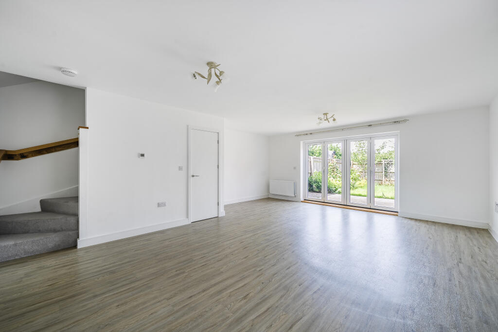 John Ruskin Road, Tadpole Garden Village, Swindon, SN25 photo 3