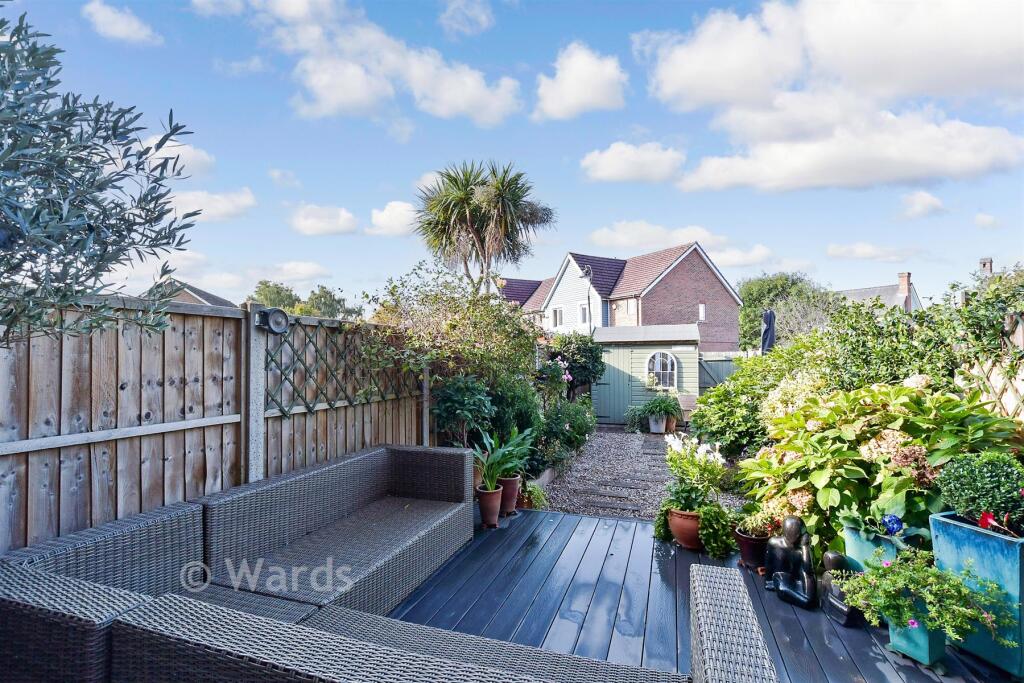 House in Tonbridge and Malling, East Malling and Larkfield - More