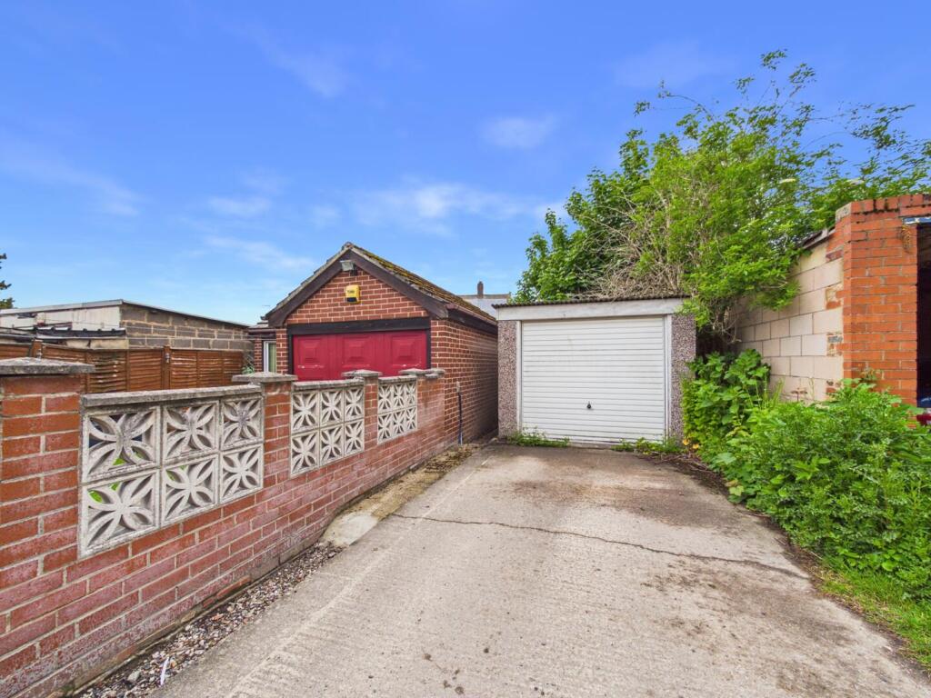 Ackworth Road, Featherstone, Pontefract photo 3