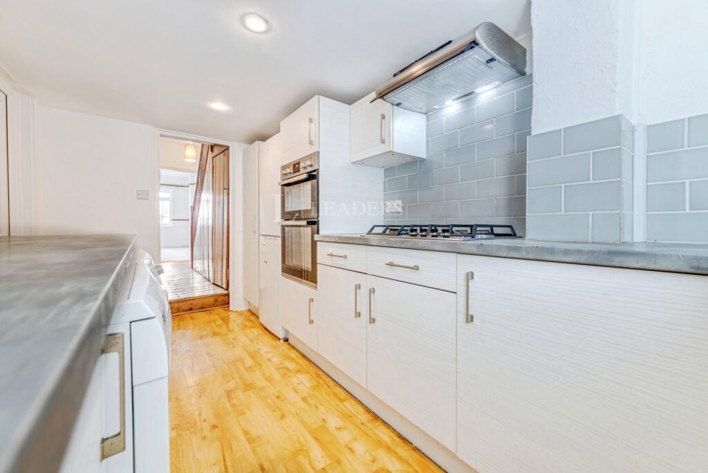 House in Reigate and Banstead, Surrey - View 5