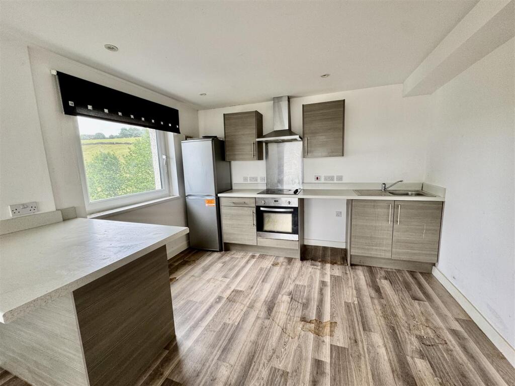 Apartment in Bradford - View 2