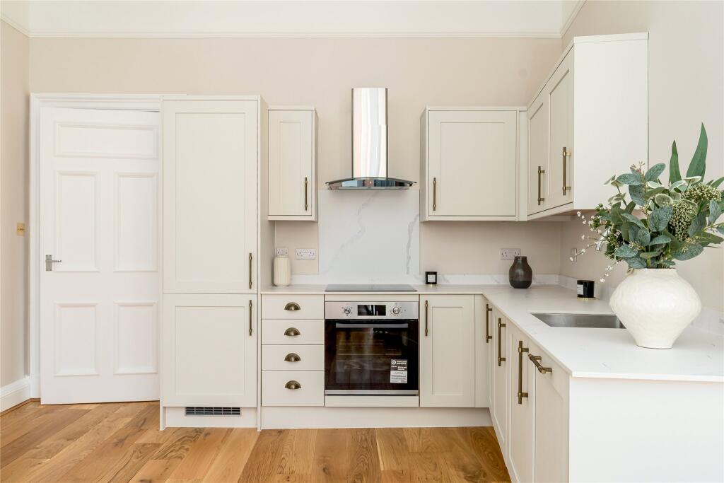 Apartment in Edinburgh, Greenhill, Bruntsfield - View 4