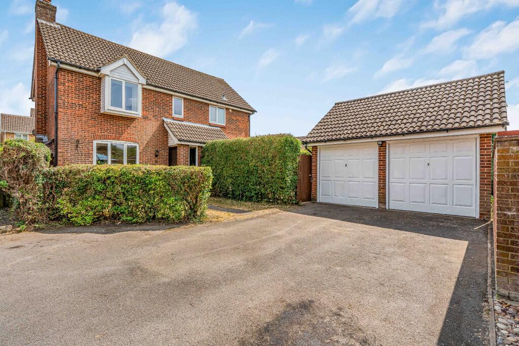 Main image of property: West End, Southampton