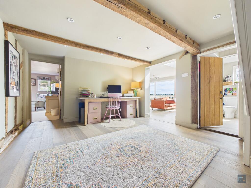 House in Ipswich - View 4