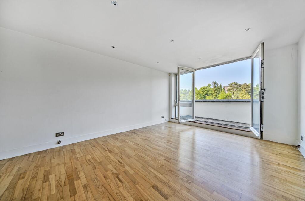 Main image of property: 18 Grove Hill House