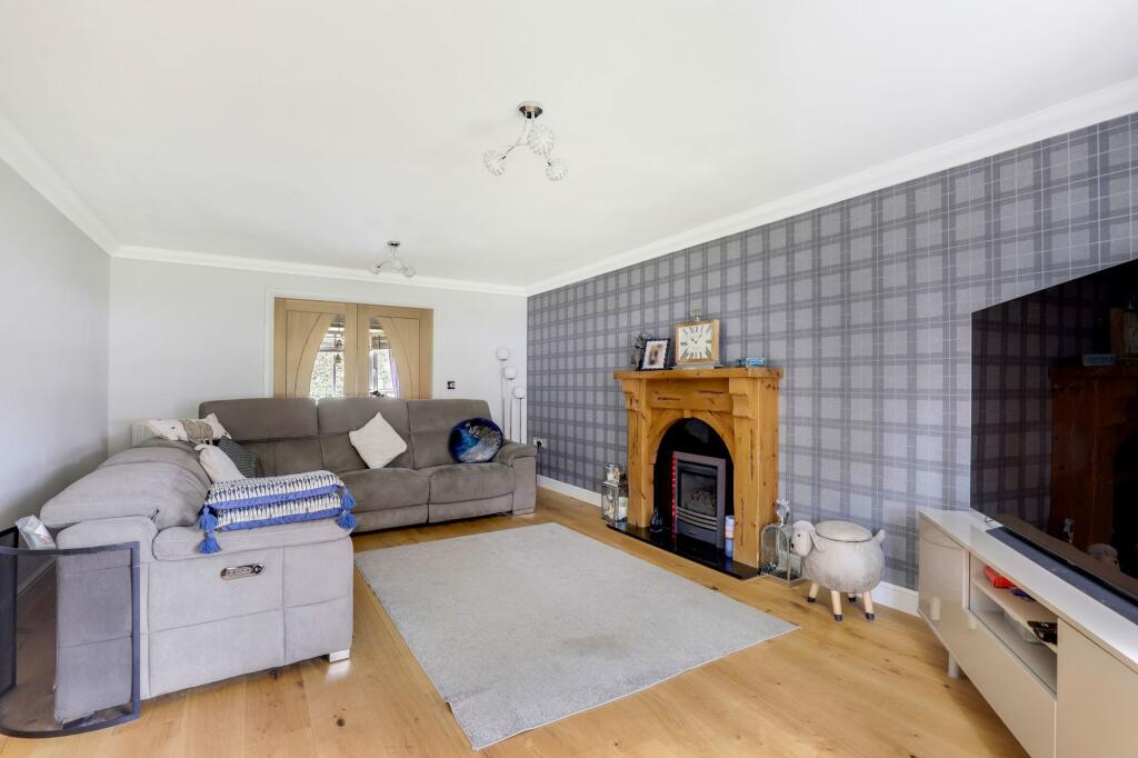 Paddock Close, Mansfield, NG18 - View 4