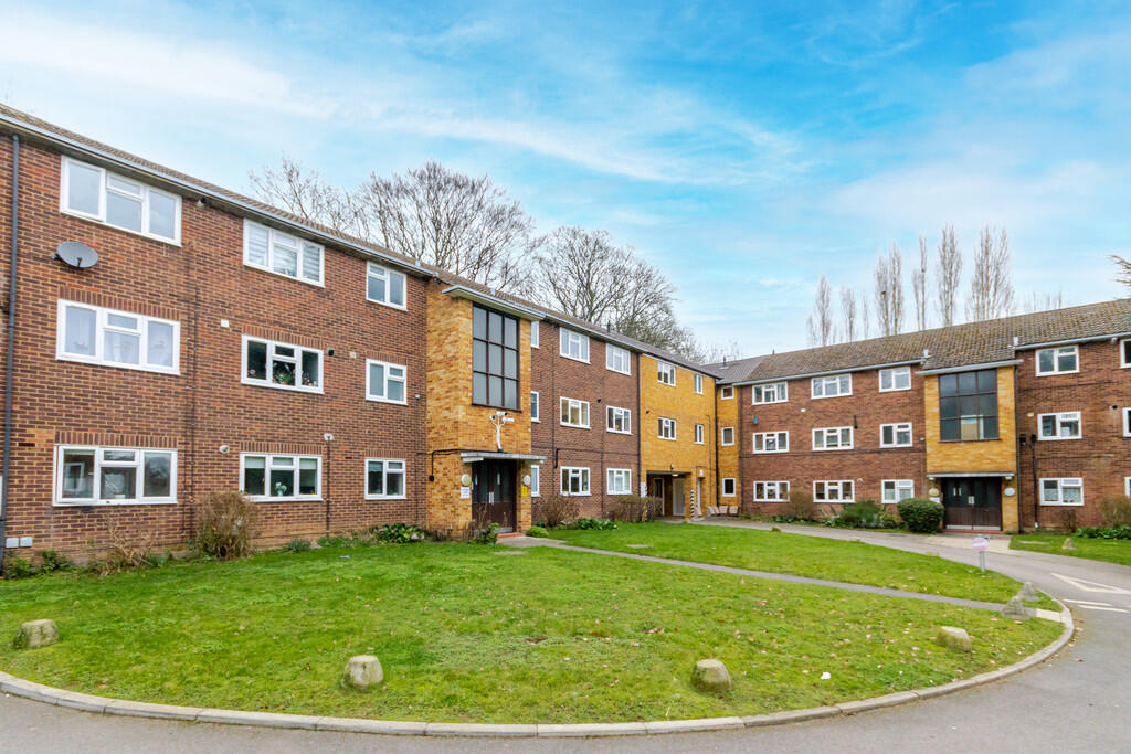 Main image of property: Ellwood Gardens, Watford