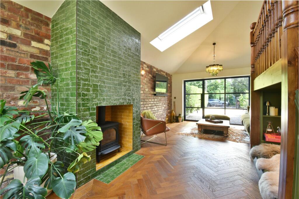 House in Stockport, Heaton Moor, The Four Heatons - View 4
