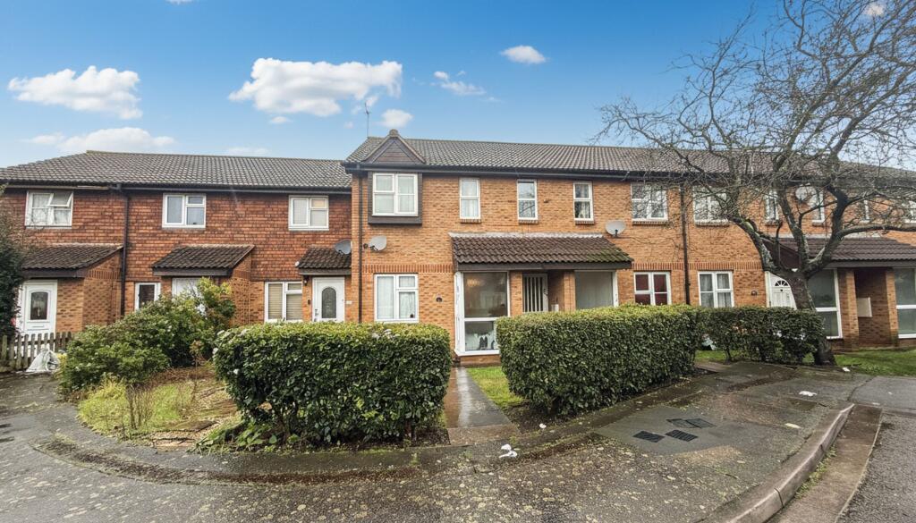 Main image of property: Abbotswood Way, Hayes, UB3