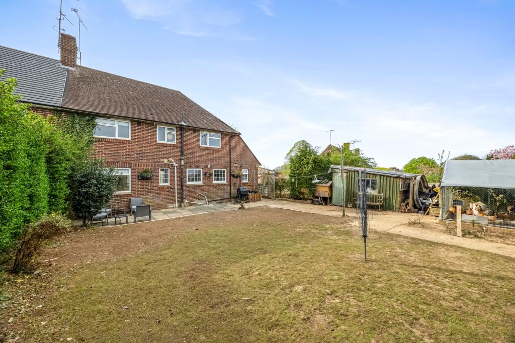 House in Henfield - View 4