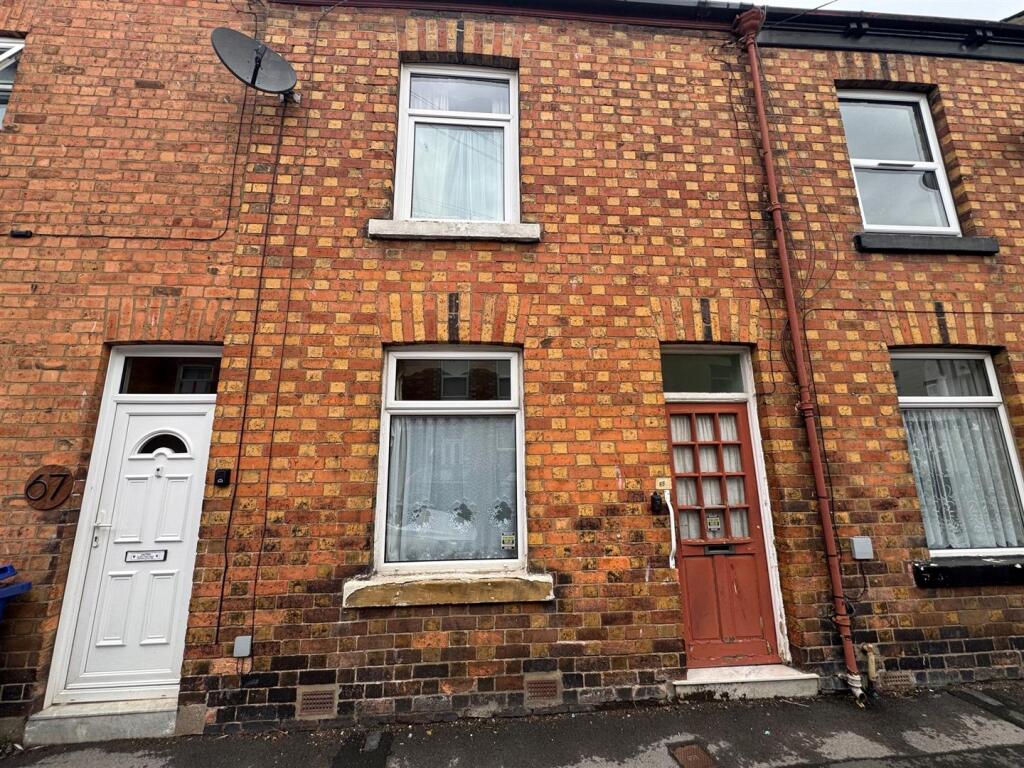 Main image of property: Hoxton Road, Scarborough