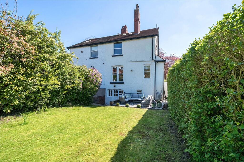 Main image of property: Shaftesbury Avenue, Roundhay, Leeds, LS8