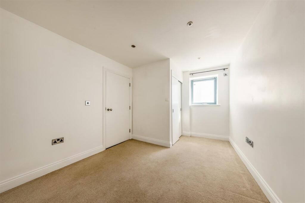 Apartment in Hove, Brighton and Hove - More