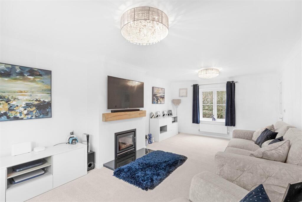 House in Mawsley - More