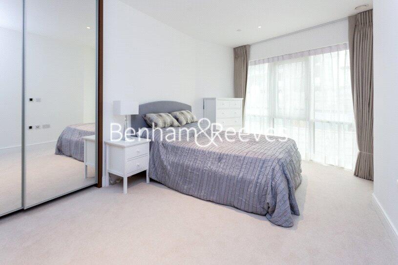 Apartment in Ealing, Dickens Yard, Park Royal - View 4