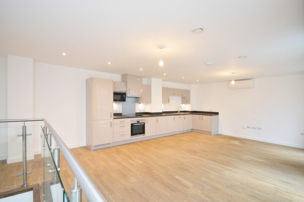 Apartment in Bristol - View 4