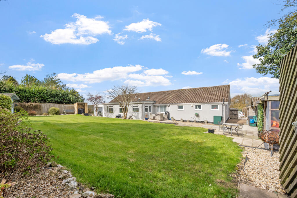 House in East Devon, Axminster - View 4