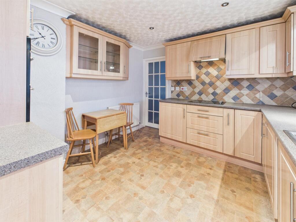 Raystine, Langrick Road, Coningsby photo 4