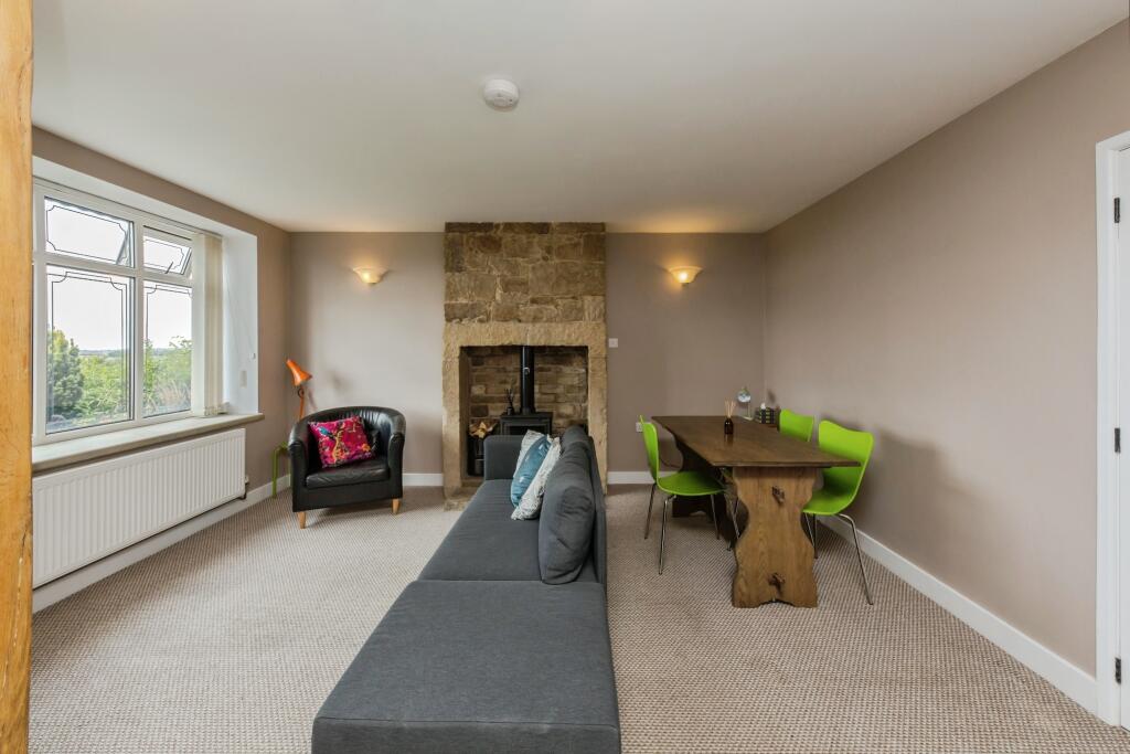 House in Stoke-on-Trent - More