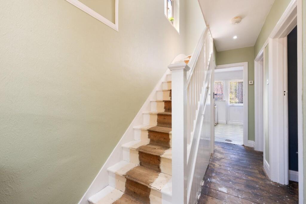 House in Kingston upon Thames - View 4