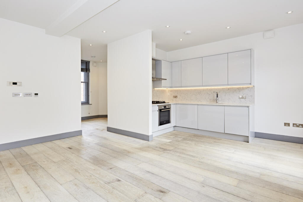 Apartment in London - View 2